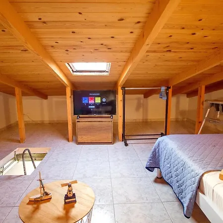 Apartament House Ioanna 2 - Loft *